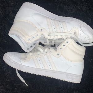 Adidas Top Tens